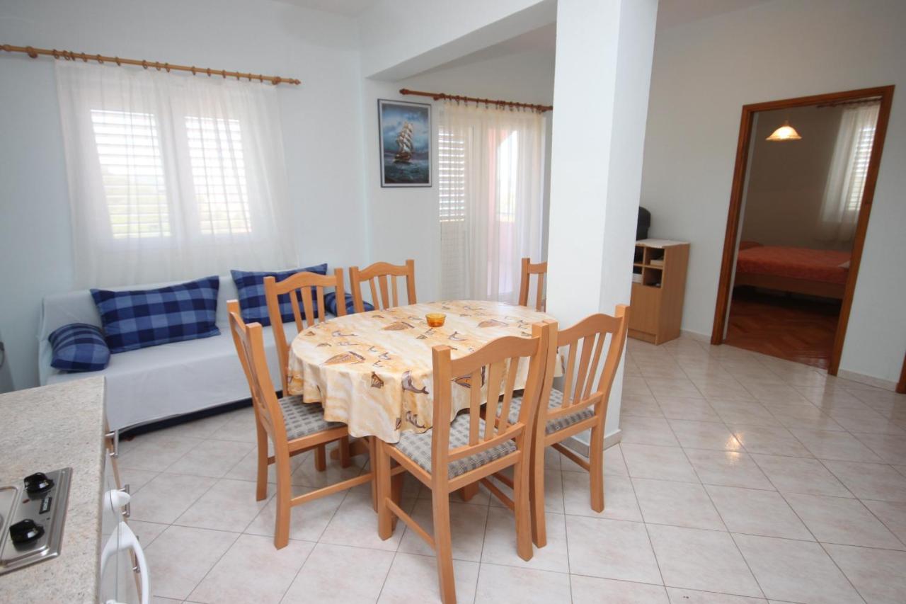Apartments With A Parking Space Tkon, Pasman - 6216 ภายนอก รูปภาพ