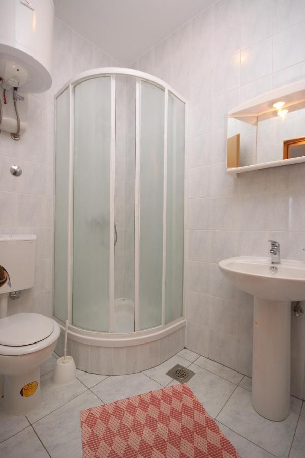 Apartments With A Parking Space Tkon, Pasman - 6216 ภายนอก รูปภาพ